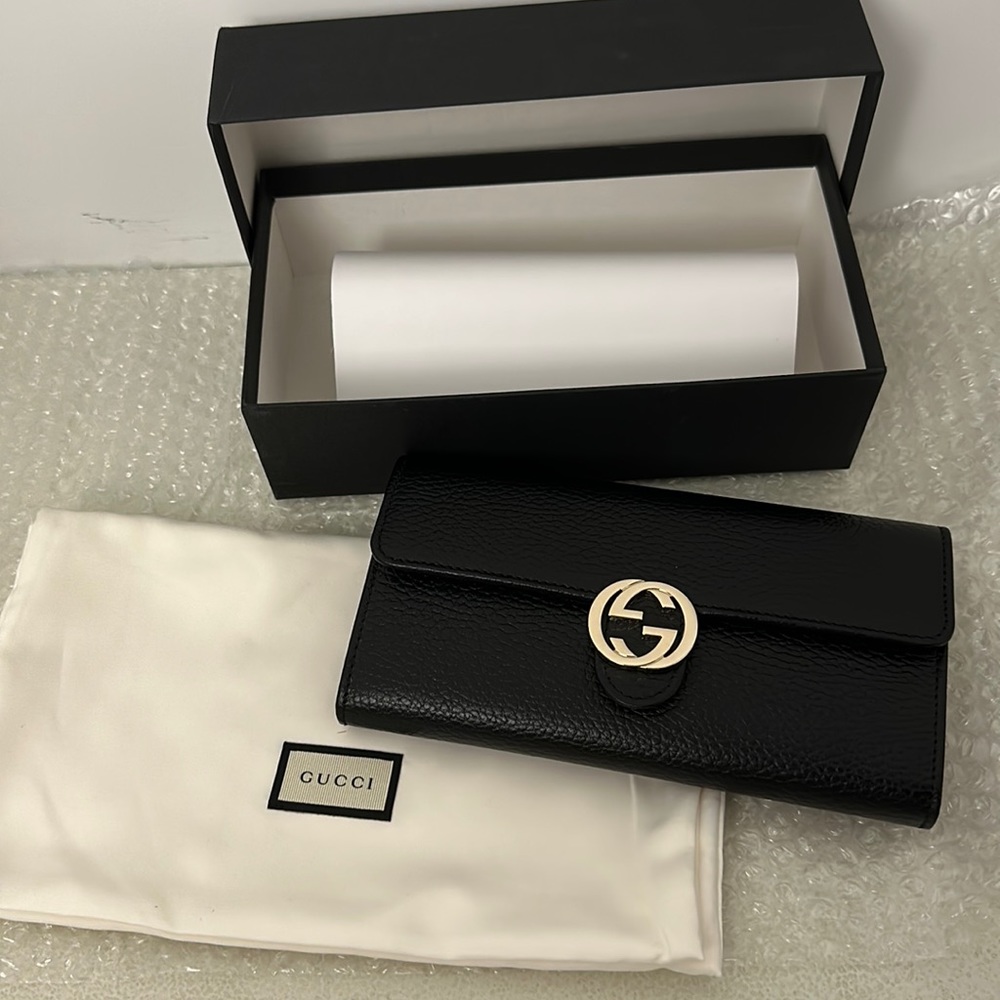Authentic Gucci Interlocking Waller black womens
